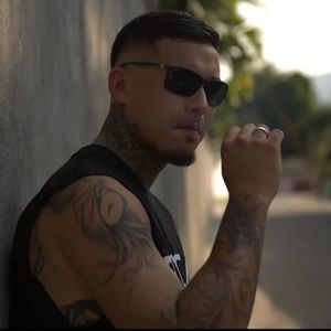 Meet your Posher, Ray